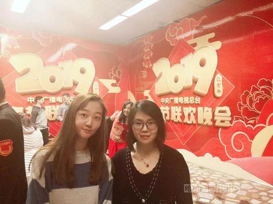 15512321629227.jpg 春晚2.jpg
